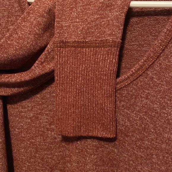 Abercrombie and Fitch V-neck sweater - Picture 7 of 7